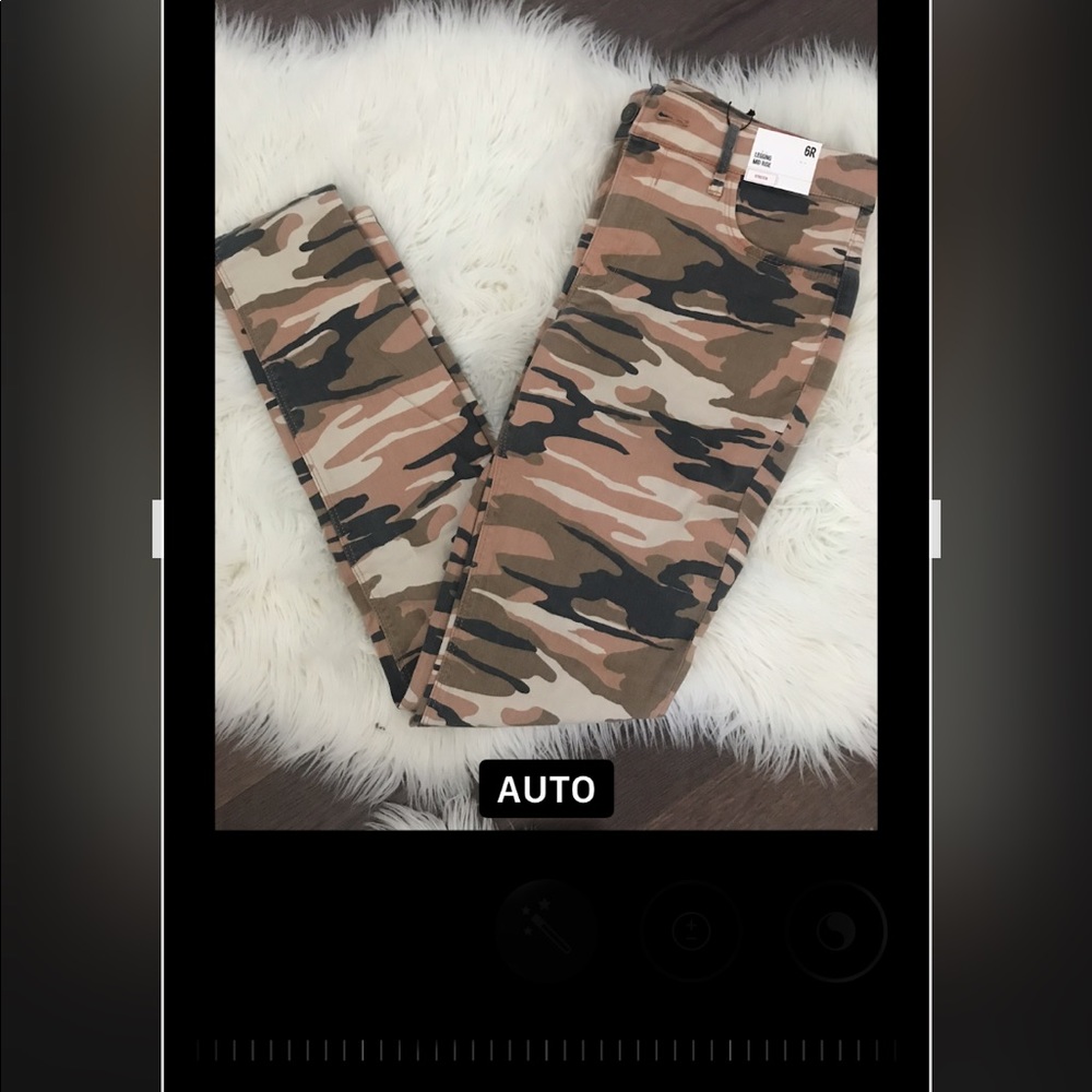 Camo leggings